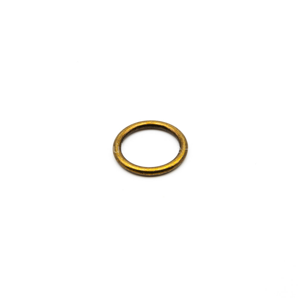 Bague ronde en laiton antique